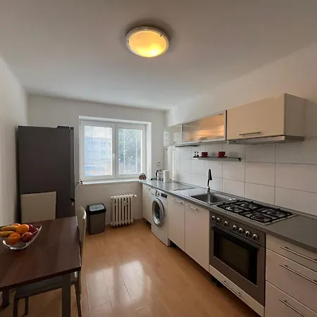 Διαμέρισμα Sunny 2-room Near Centre, Train Station And Hockey Arena Trenčín